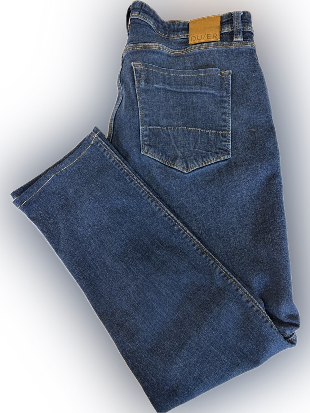 DUER Jeans